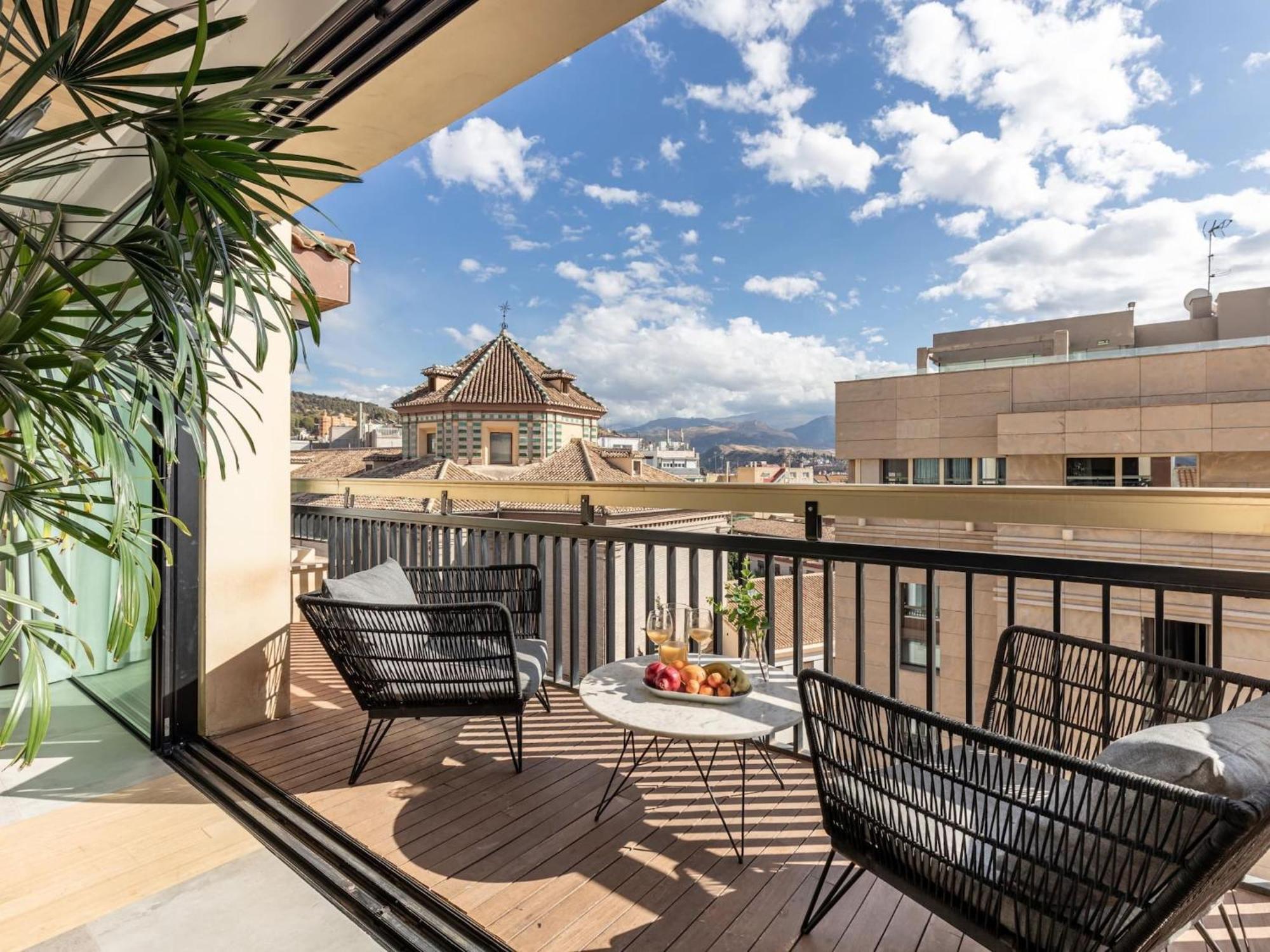 Апартаменты Luxury Alhambra Penthouse Collection Гранада Экстерьер фото