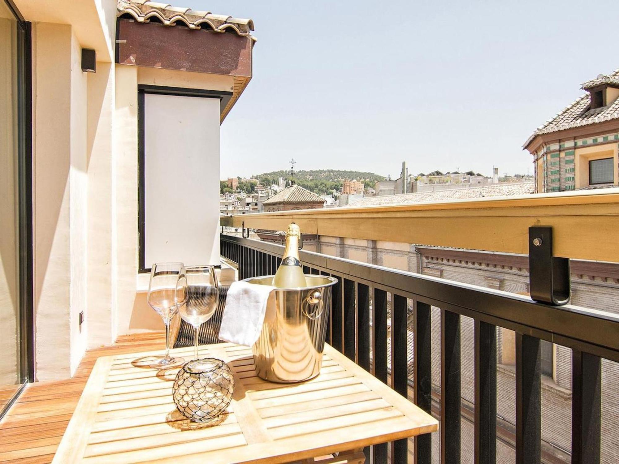 Апартаменты Luxury Alhambra Penthouse Collection Гранада Экстерьер фото
